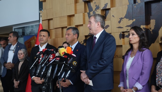 CHP-DEM görüşmesi sona erdi |