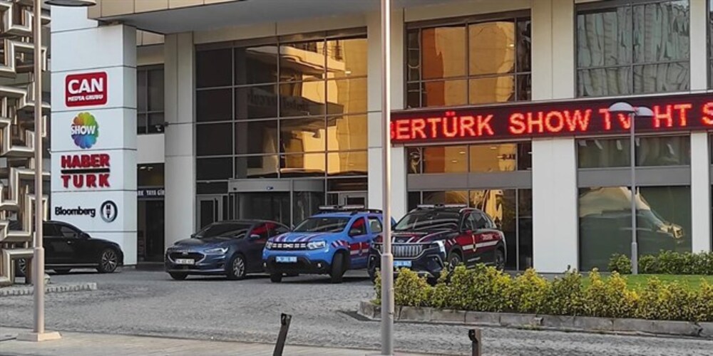Can Holding soruşturması: 5 gözaltı |