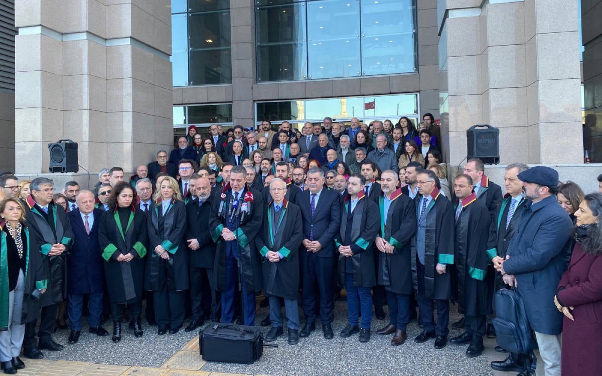 İstanbul Barosu davası ertelendi |