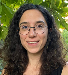 Nazlı Deniz DİNCER isimli yazarın profil resmi