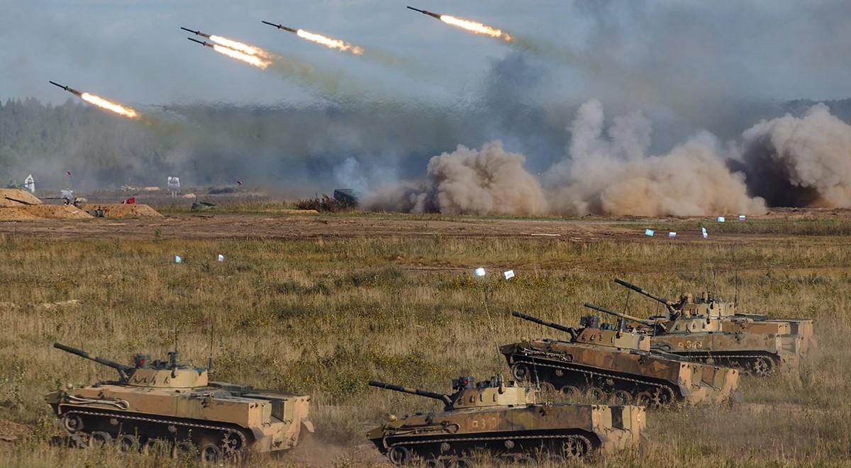 Ukrayna’da savaş, Belarus’ta tatbikat |