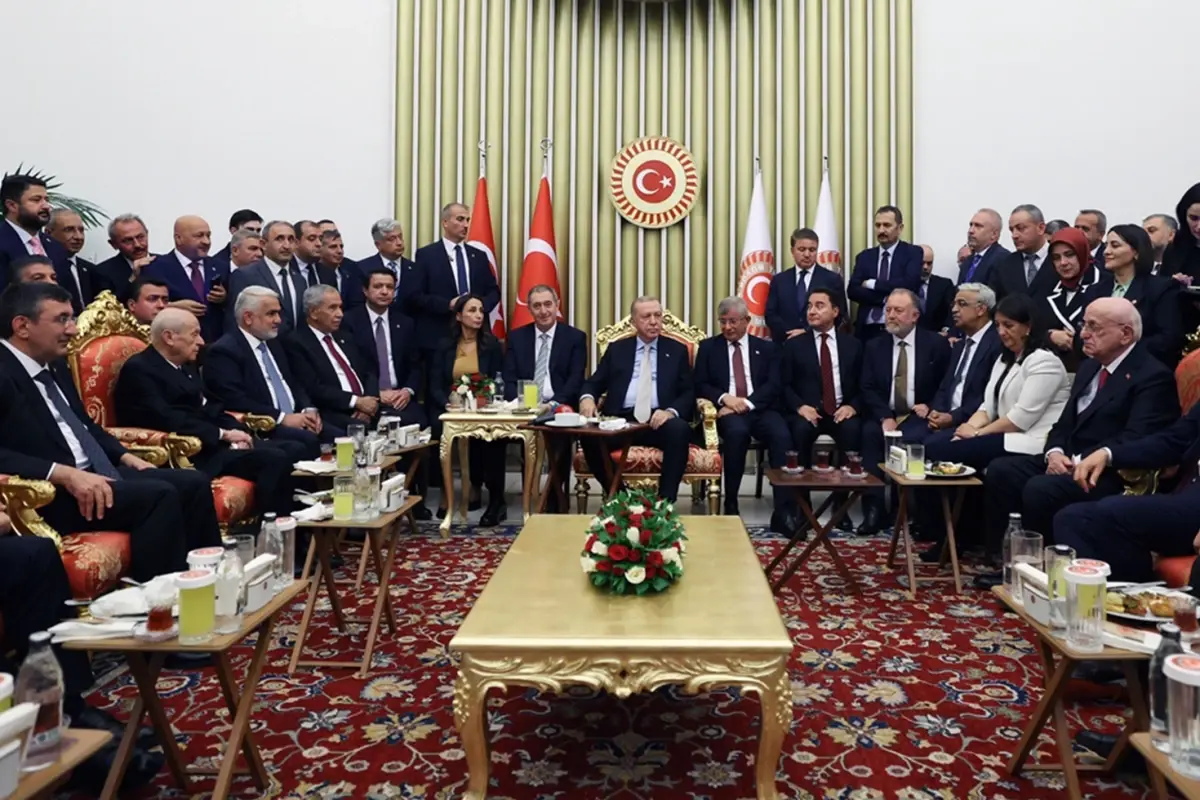 Bakırhan’dan “fotoğraf eleştirilerine” yanıt: