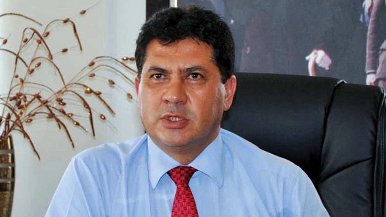 Eski Kemer Belediye Başkanı gözaltına alındı l