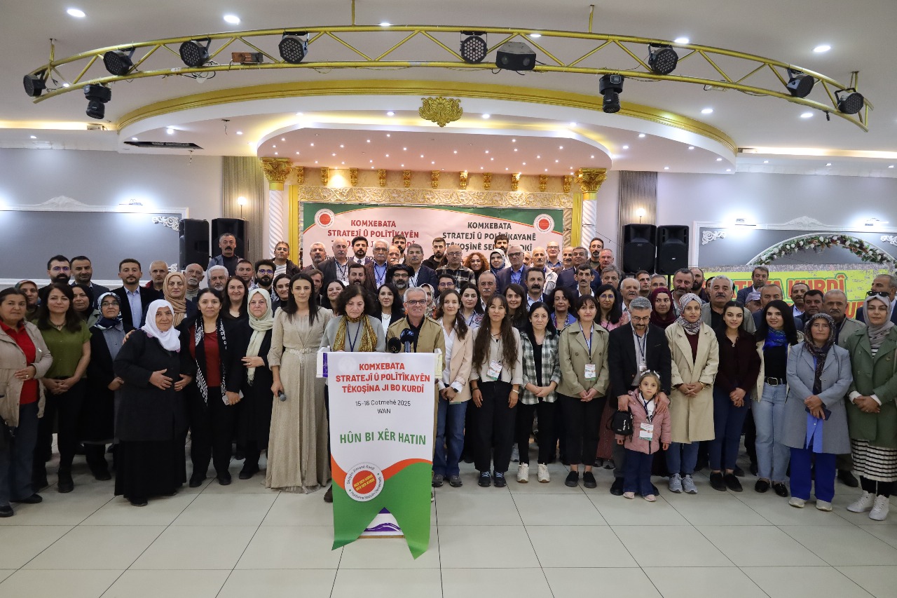 Van’da Kürtçe çalıştayı |