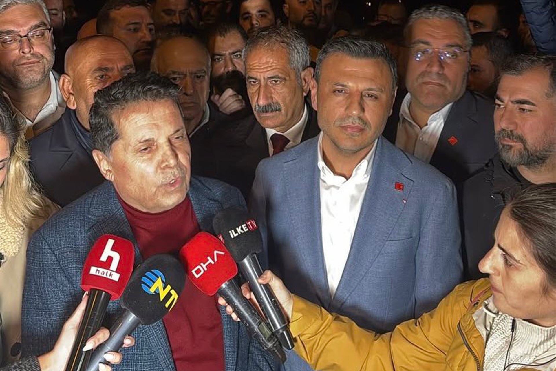 İlk açıklaması “barış sürecine destek” oldu I — Ahmet Özer tahliye edildi görseli