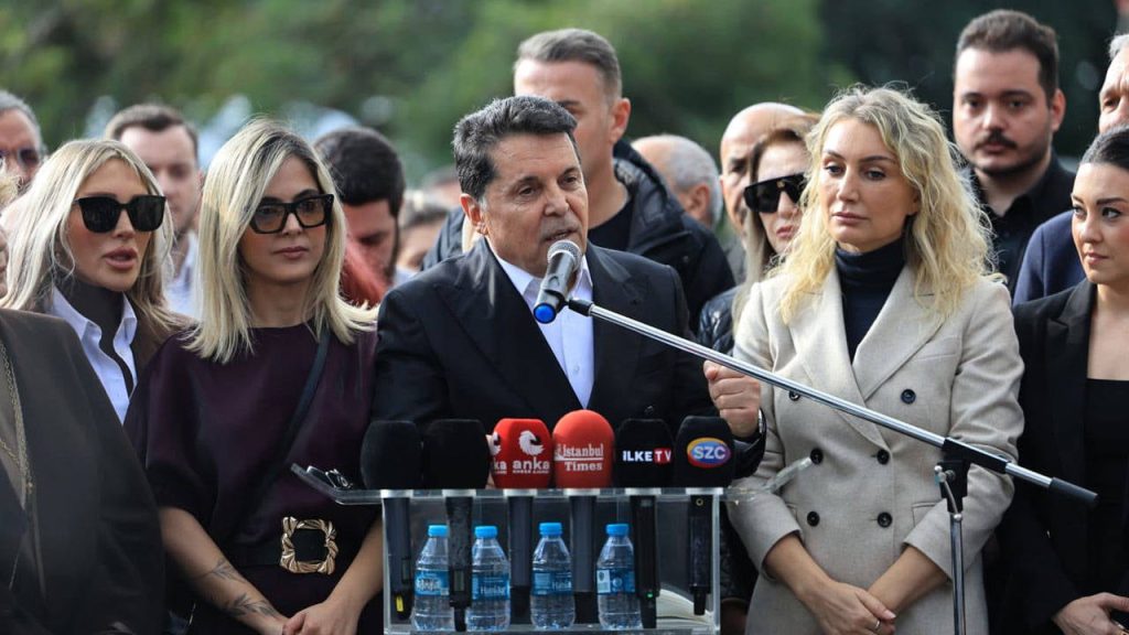 Özer: Barışı nasıl yapacağız? | — Dilek İmamoğlu: Adalet istiyoruz görseli