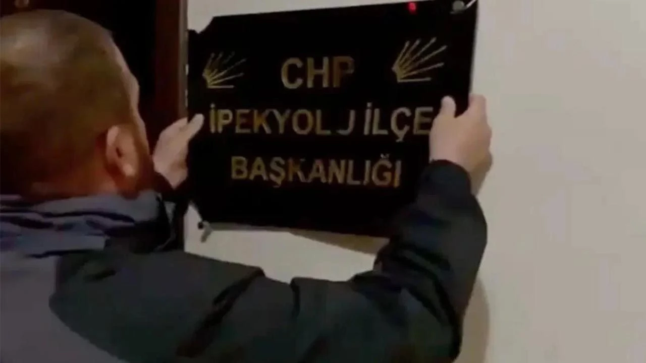 Van’da CHP binasına saldırı |