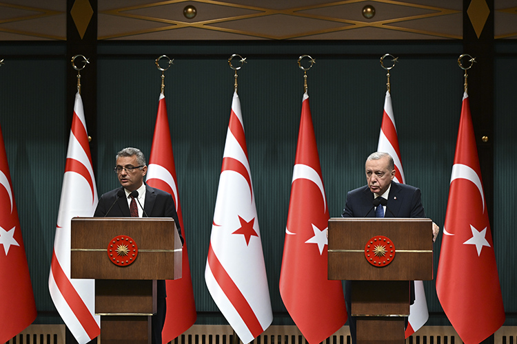 Kıbrıs için ortak mesaj verdiler | — Erhürman, Erdoğan ile görüştü görseli