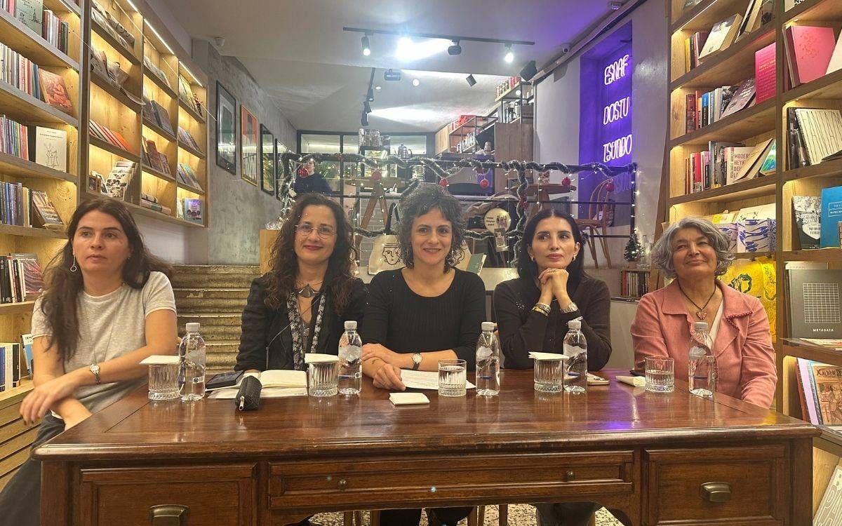 Kadın+Edebiyatçılar yayınevlerinin harekete geçmesini istiyor I