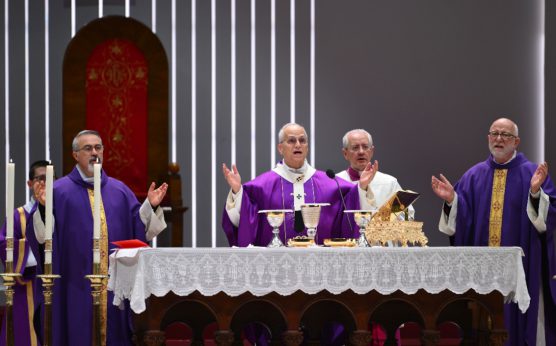 Binlerce kişiye hitap etti l