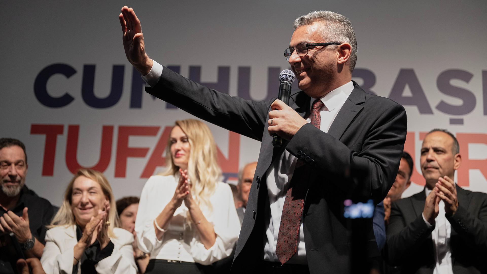 AKP – MHP rakibini desteklemişti |