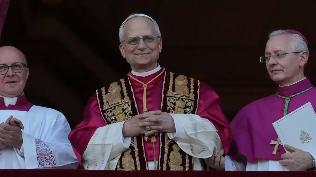 İlk yurtdışı ziyareti |