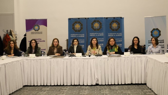 Serra Bucak’tan kadın gazetecilere destek çağrısı |