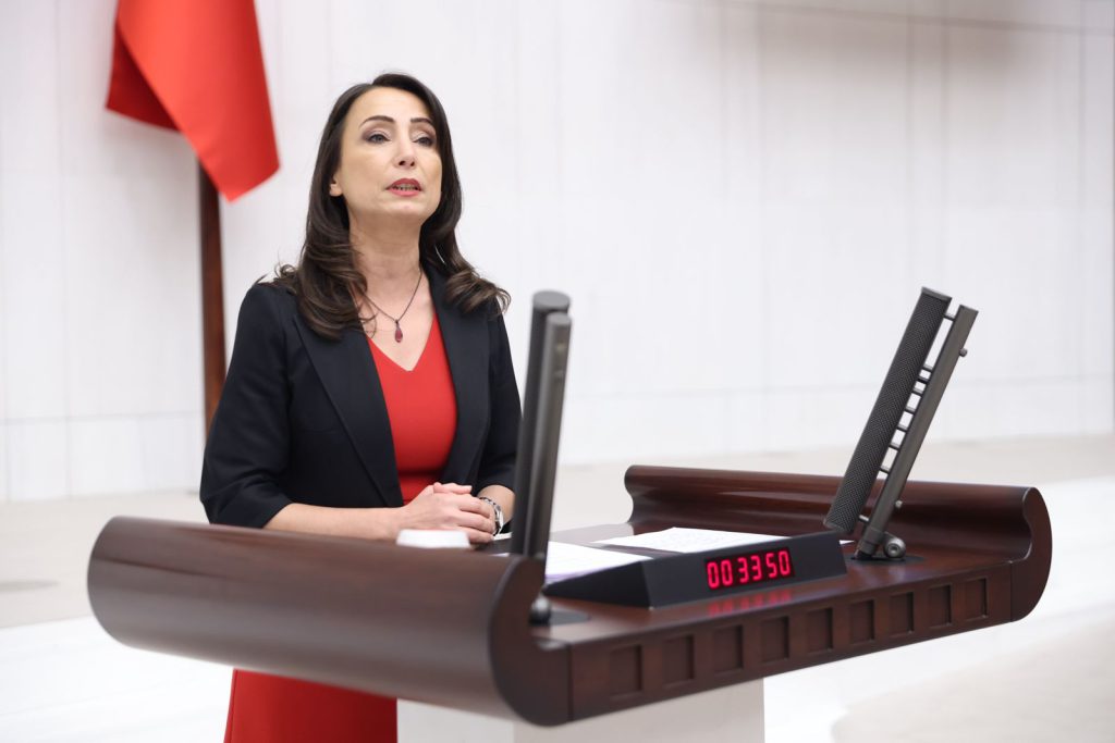 DEM Parti Eş Genel Başkanı Hatimoğulları: — Suriye’nin tek çaresi ademi merkeziyetçiliktir görseli