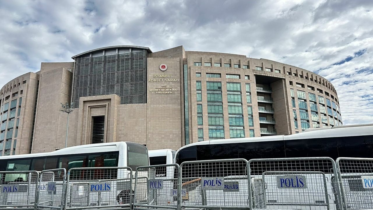 “Avukatlara yönelik kısıtlama hukuka aykırı” l