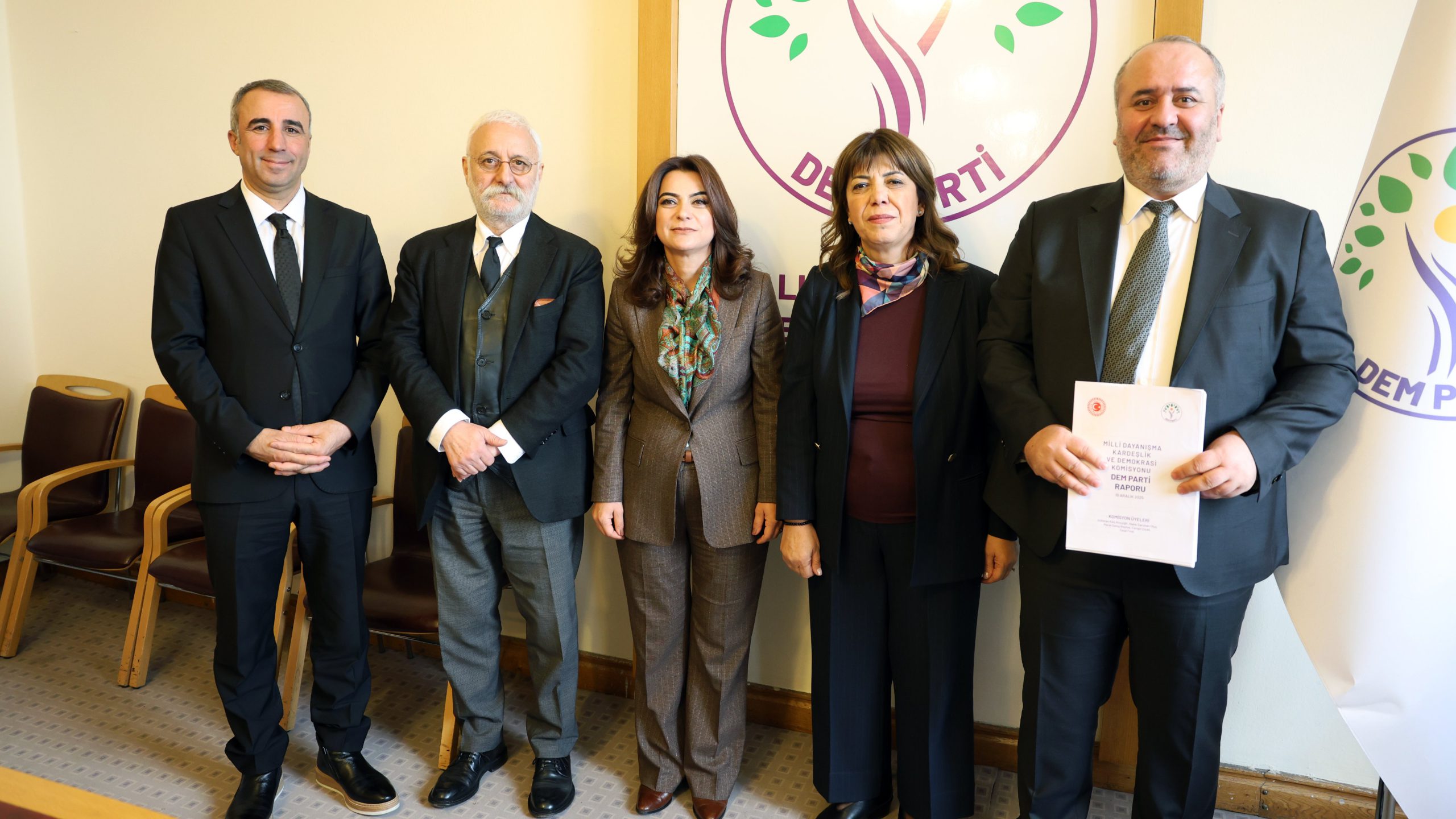 AKP, MHP ve CHP raporlarına ilişkin değerlendirmeler |