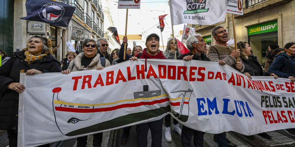 Uçuşlar iptal, trenlerde kesintiler… |