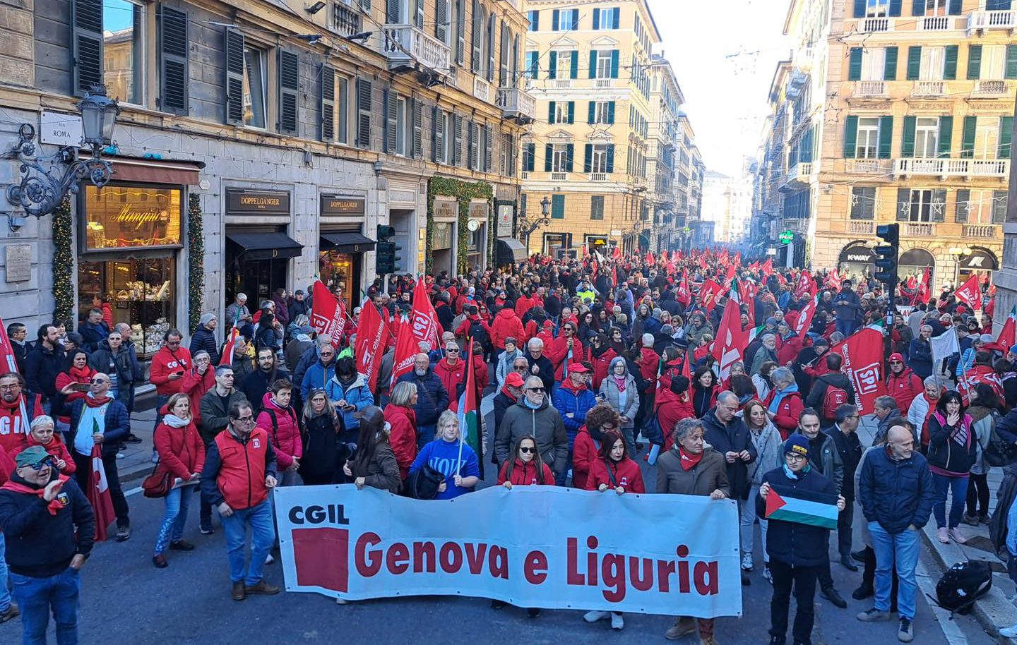 Meloni hükümetinin 2026 bütçesine protesto |