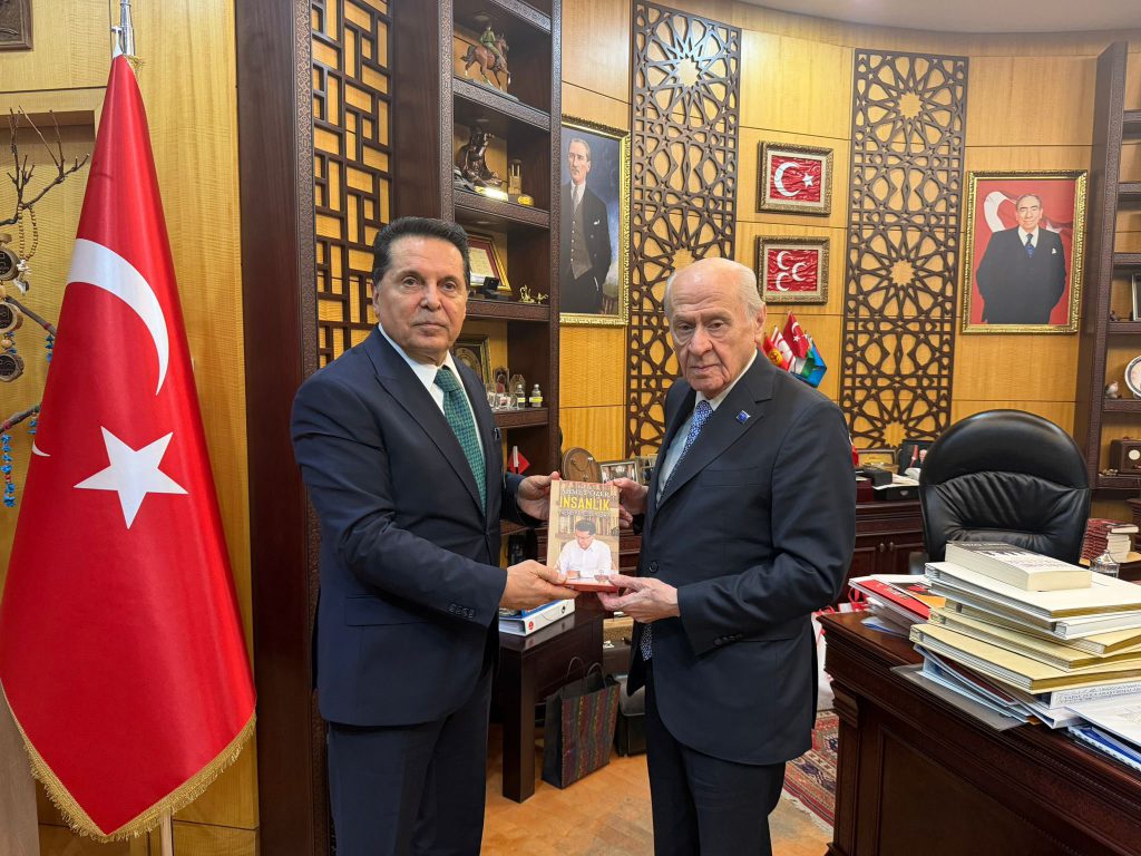 “Barış süreci üzerine sohbetimiz oldu” ­| — Ahmet Özer, Bahçeli’yi ziyaret etti görseli