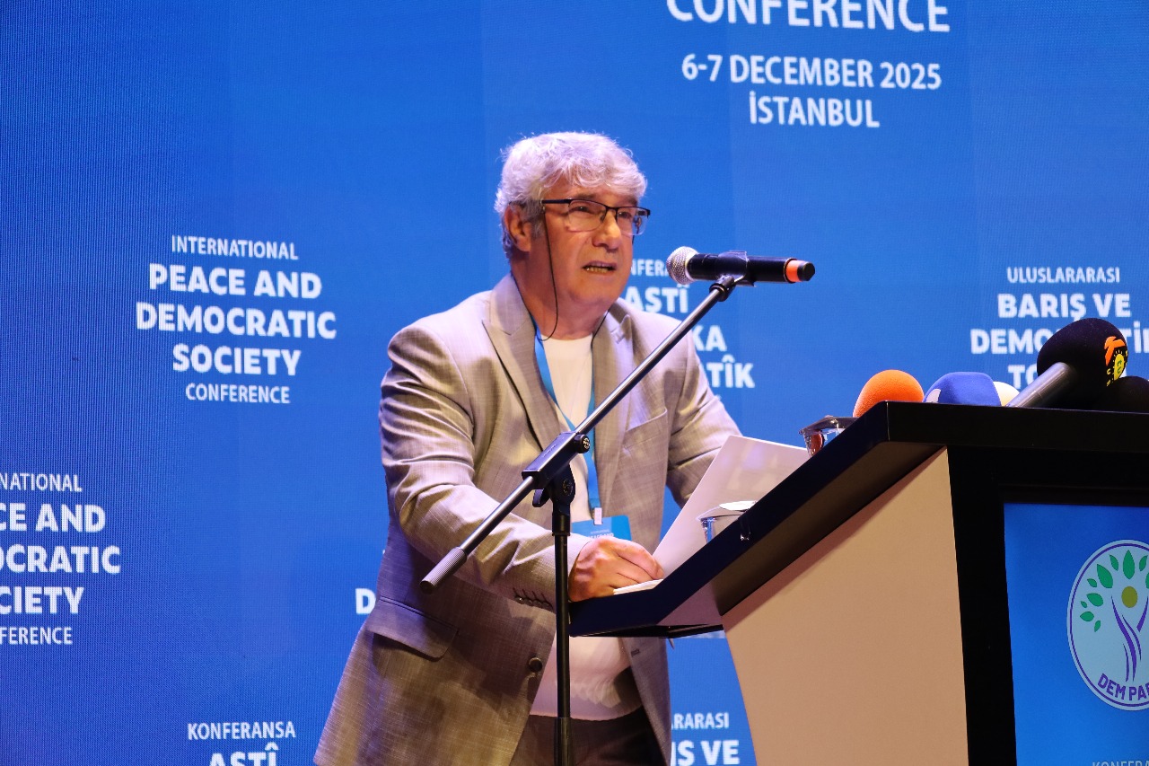 “Demokratik cumhuriyet ve toplumun inşa dönemine girdik” |