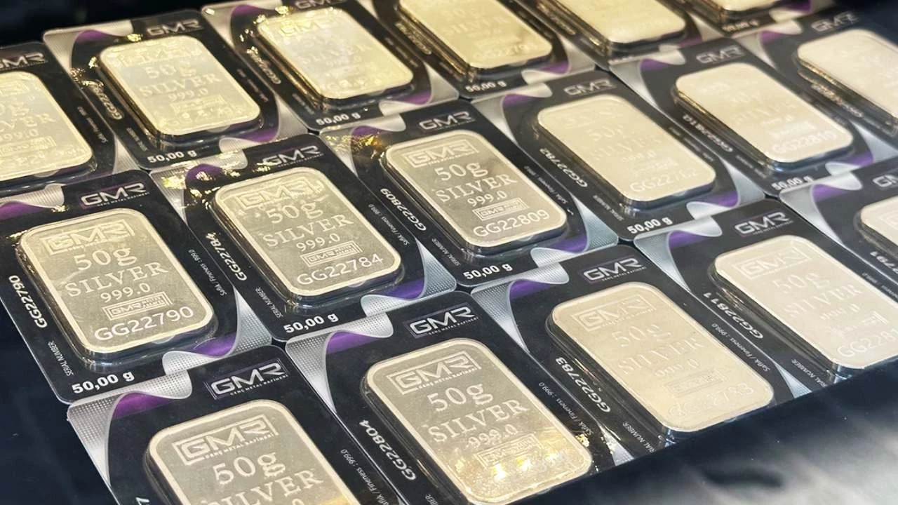 Gümüşte tarihi yükseliş |