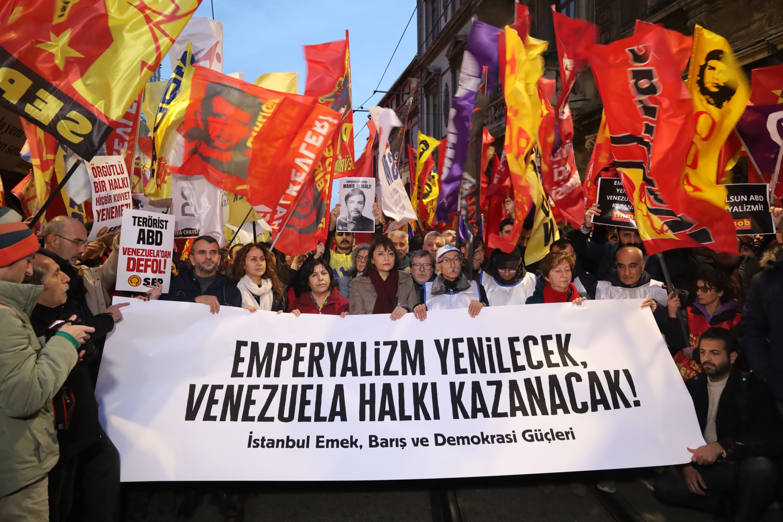 Venezuela’ya müdahaleye protesto |