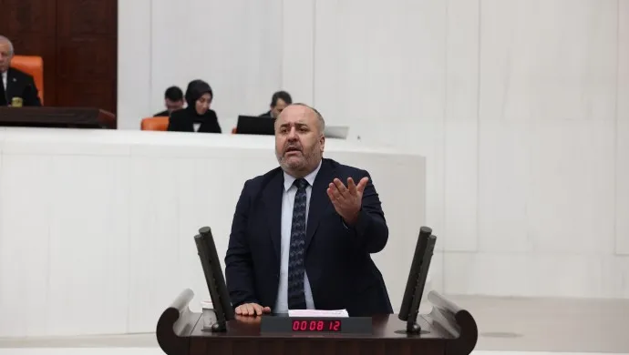 690x390cc-ank-21-01-2026-cengiz-cicek-meclis-rojava-konusma