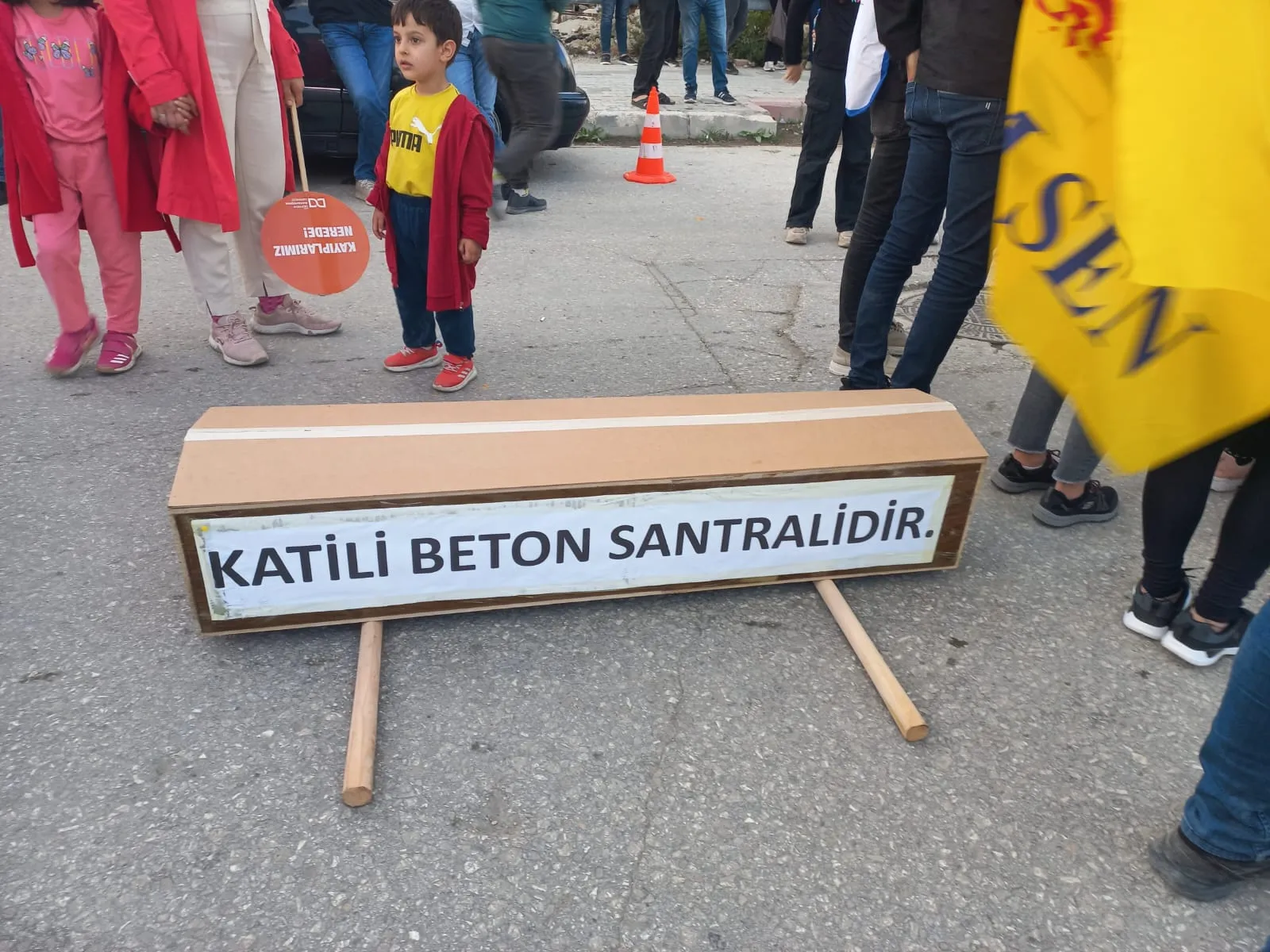 200 taşocağı, 86 beton santrali… I