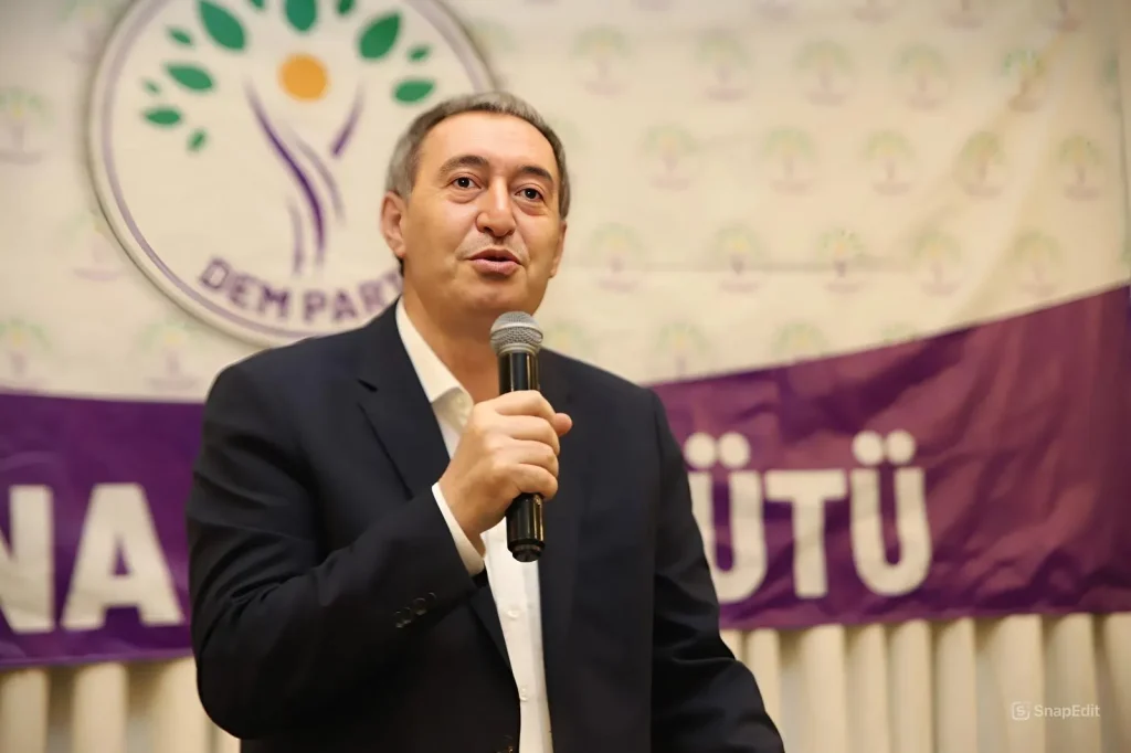 ada-08-01-2025-adana-demparti-dayanisma-yemegi-tuncerbakirhan11-