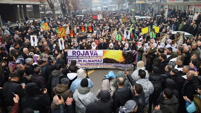 batman-rojava-tepki-yuruyus6 (1)