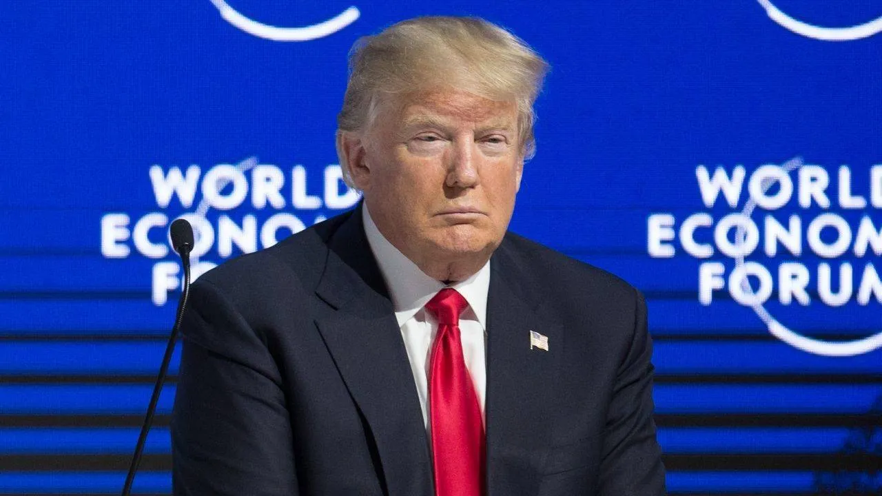 donald-trump-davos-ta-konusuyor