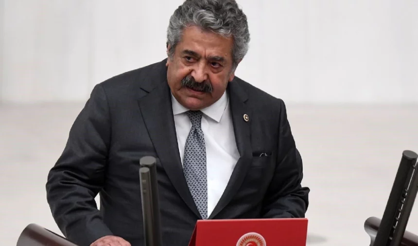 kapak_mhpli-feti-yildiz-komisyon-toplanmadan-komisyonun-imrali-kararini-aciklayip-rest-cekti-heyete-vekil-vermek-istemeyen-varsa-080782-860×506