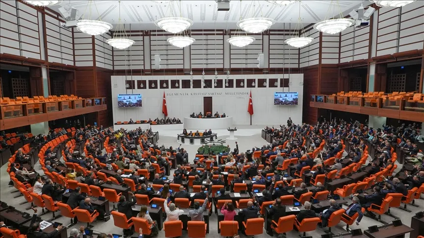 En düşük emekli aylığının 20 bin liraya çıkarılması |