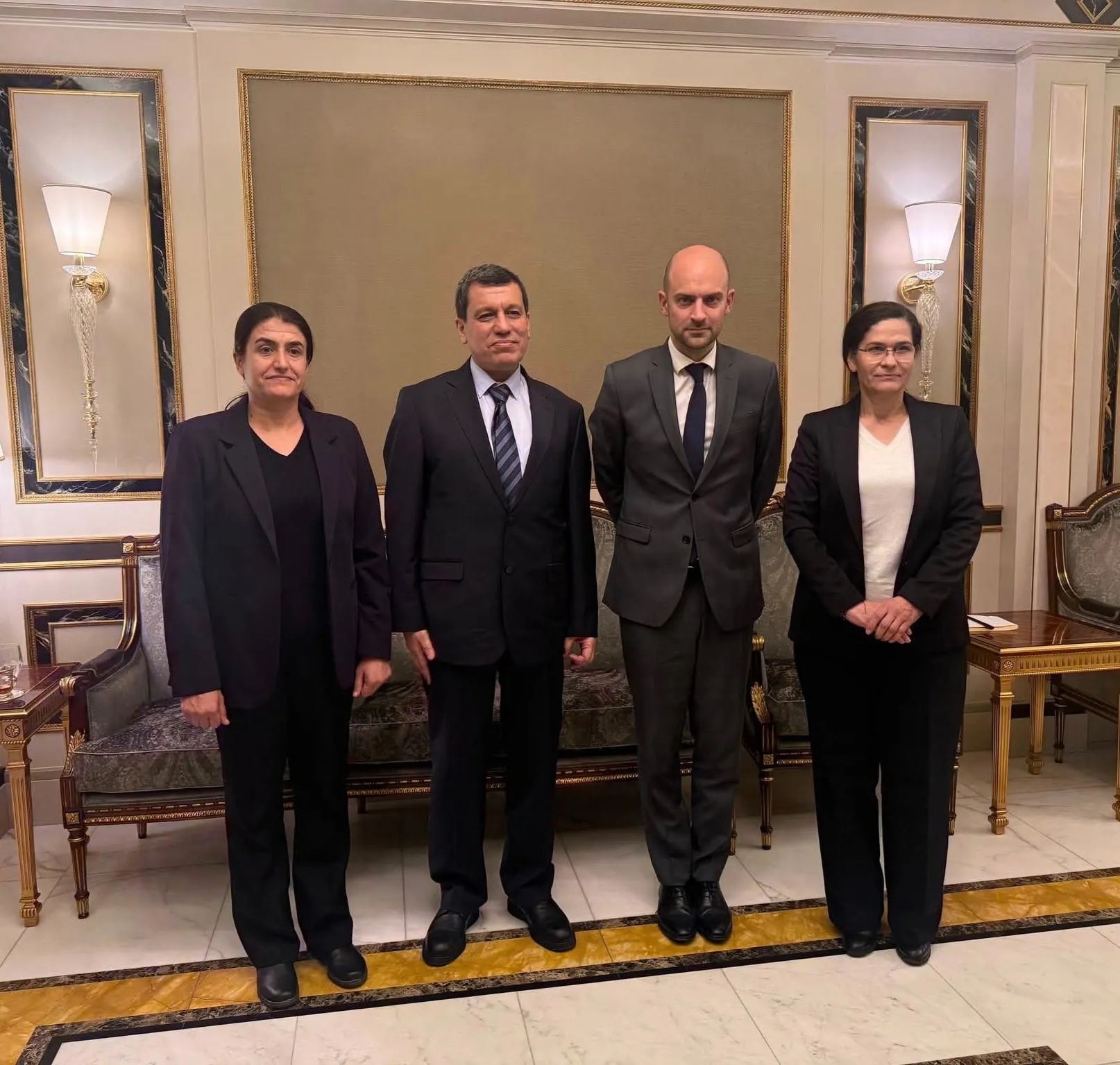 Fransa Dışişleri Bakanı Barrot’la kritik görüşme |