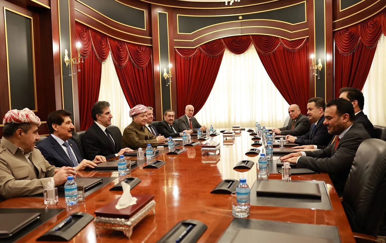 Cumburbaşkanlığı ve başbakanlık krizi |