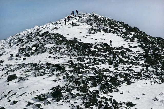 Tırmanışta partneri hipotermiden öldü |