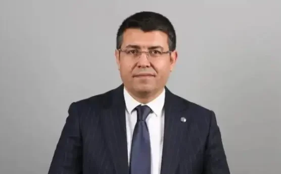 Gazeteciye hakaret emişti |