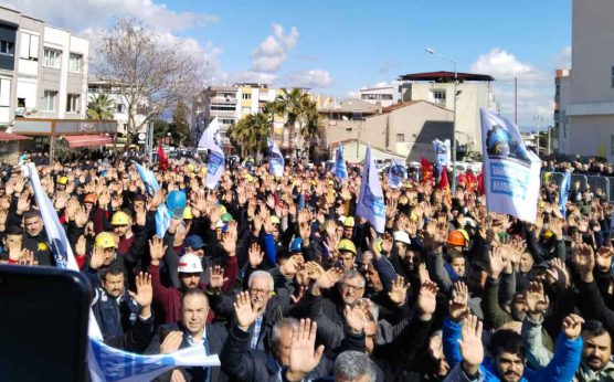 Polyak Eynez Maden işçileri Kınık’a yürüdü l