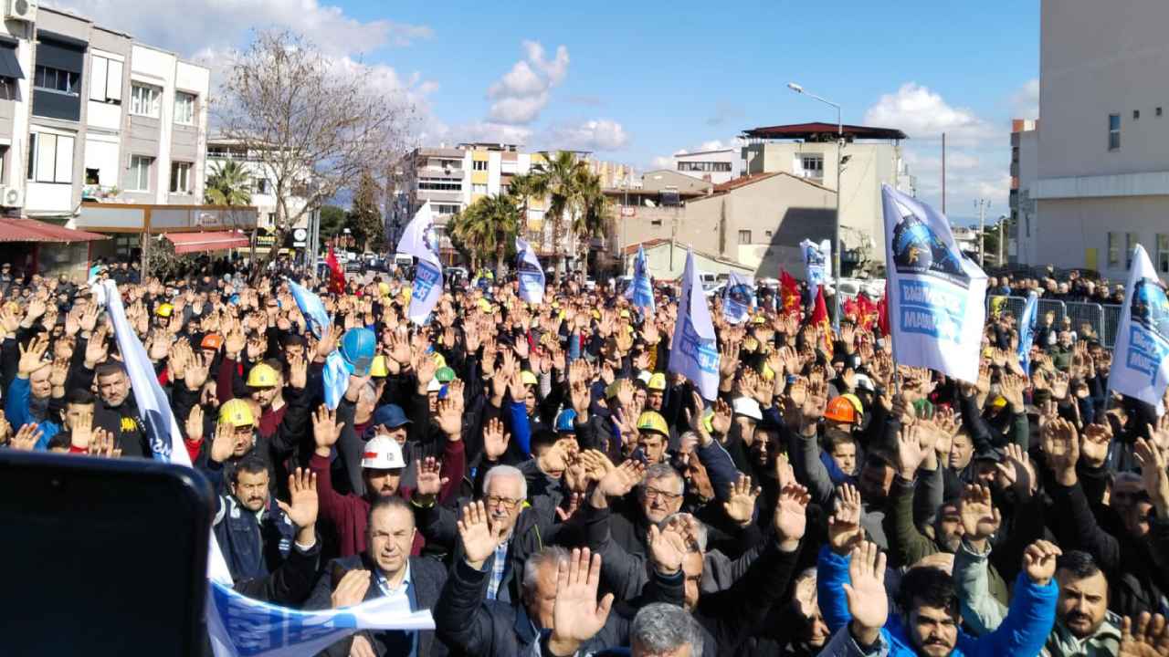 Polyak Eynez Maden işçileri Kınık’a yürüdü l