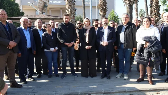 akdeniz-belediye-kayyim-yurutme-durduram-karar-durusmas