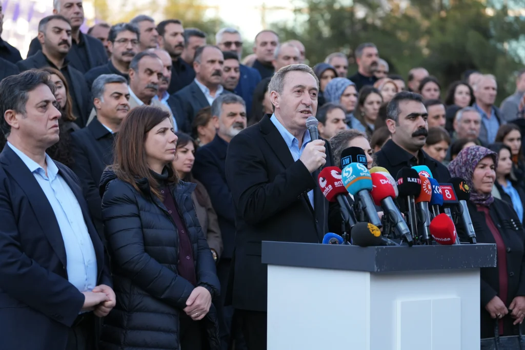 amd-26-02-2026-dem-parti-kayyim-aciklam7