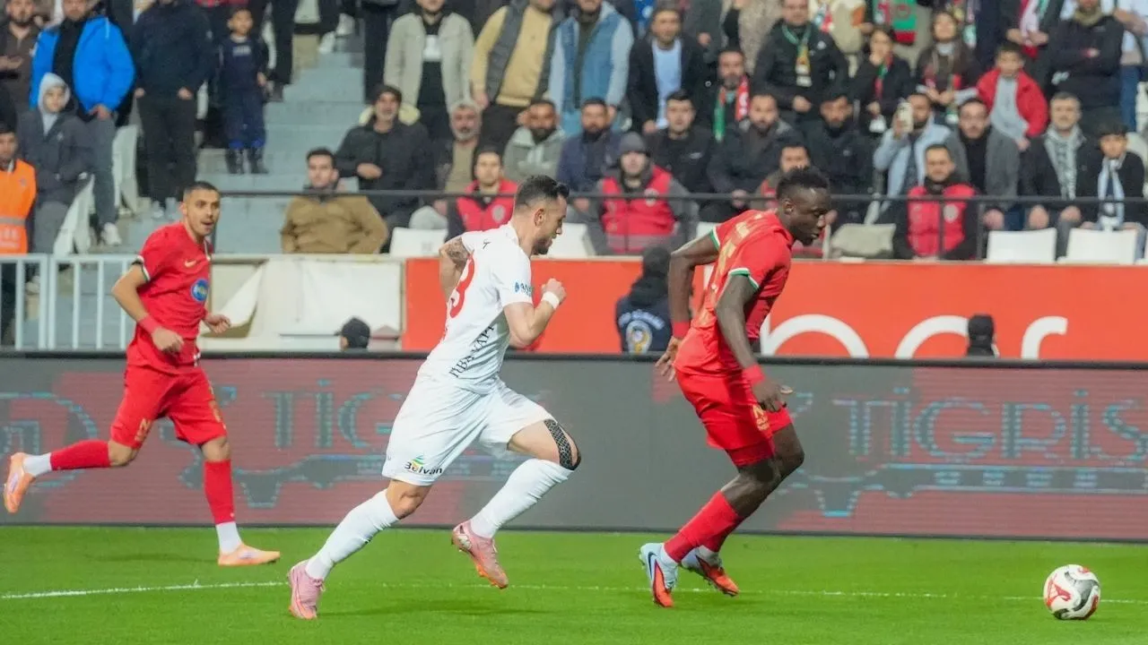 Üç puan uzatmalarda geldi |