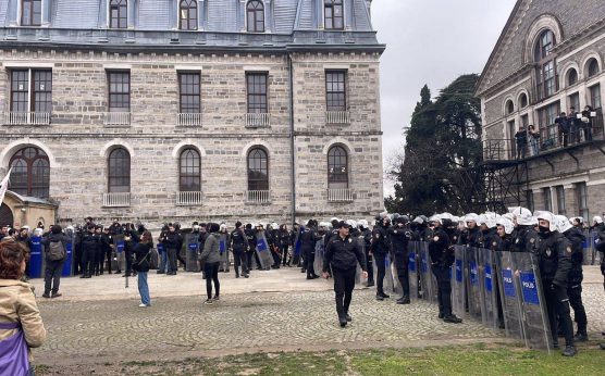Boğaziçi Üniversitesi öğrencileri eylemde |