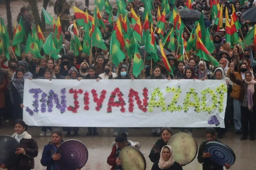 Rojava’da kadınlar gelecekten endişeli |