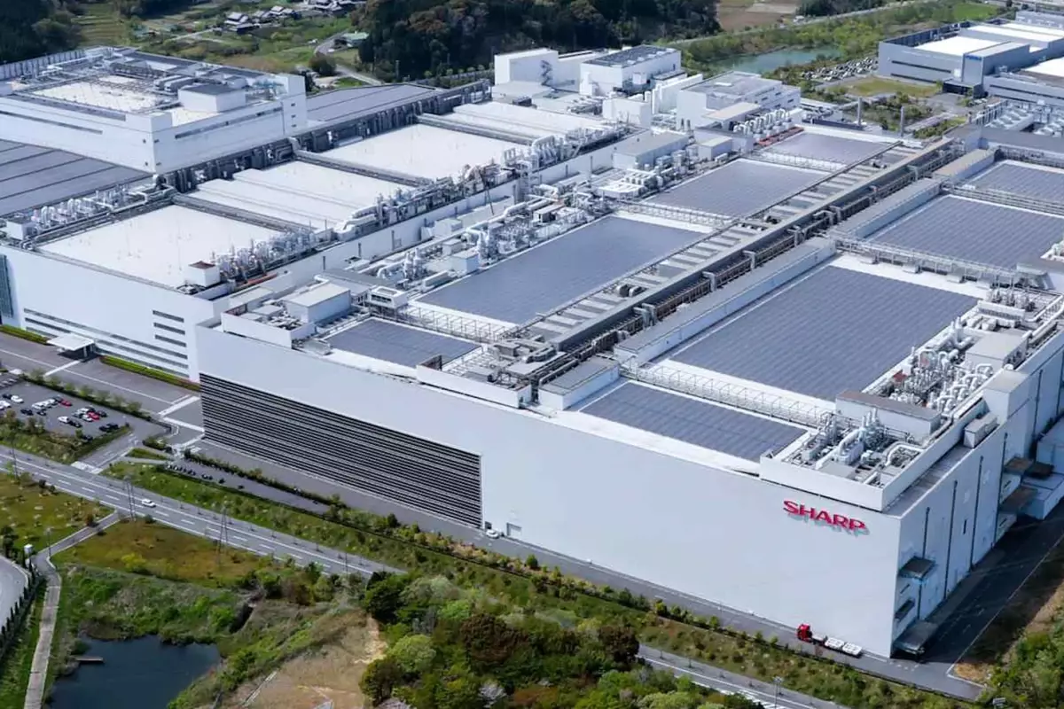 Japon teknoloji devinde 'yeniden yapılanma' kararı |