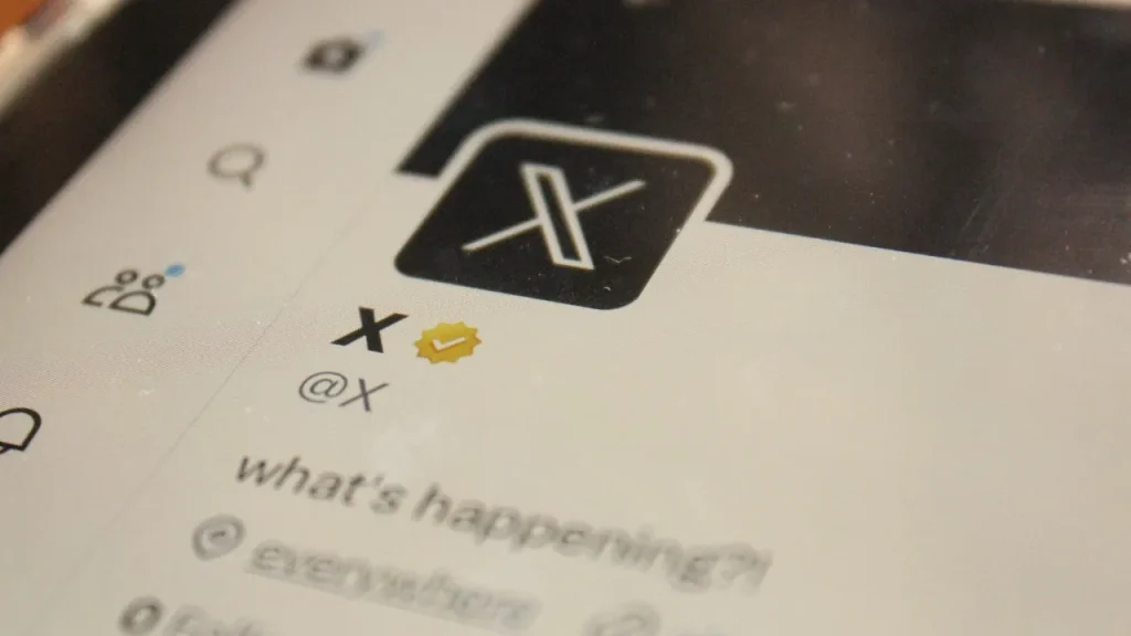 X’ten İranlı yetkililere rozet hamlesi | — Doğrulama işaretleri kaldırıldı görseli