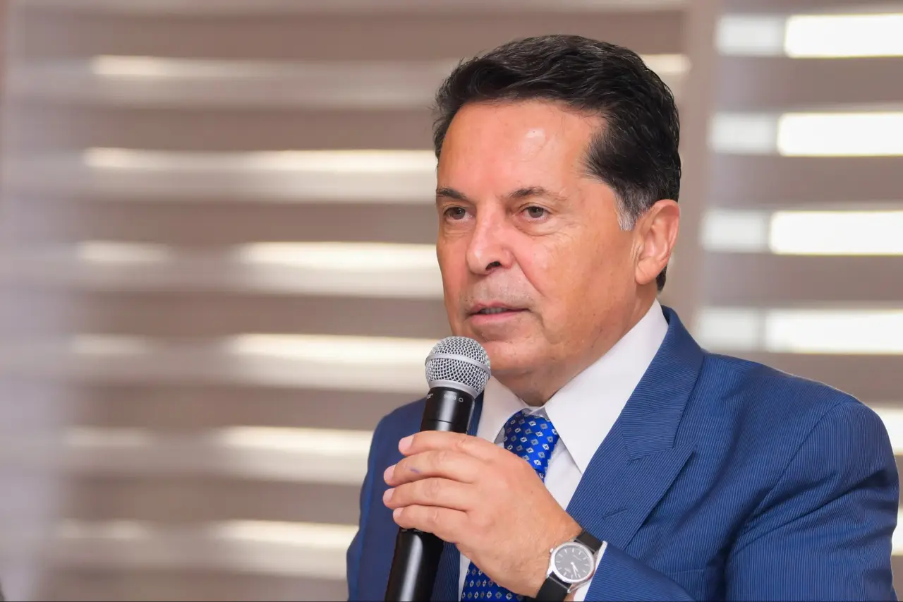 Ahmet Özer’in göreve iadesi l