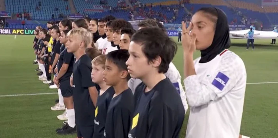 Savaş sonrası ilk maç l