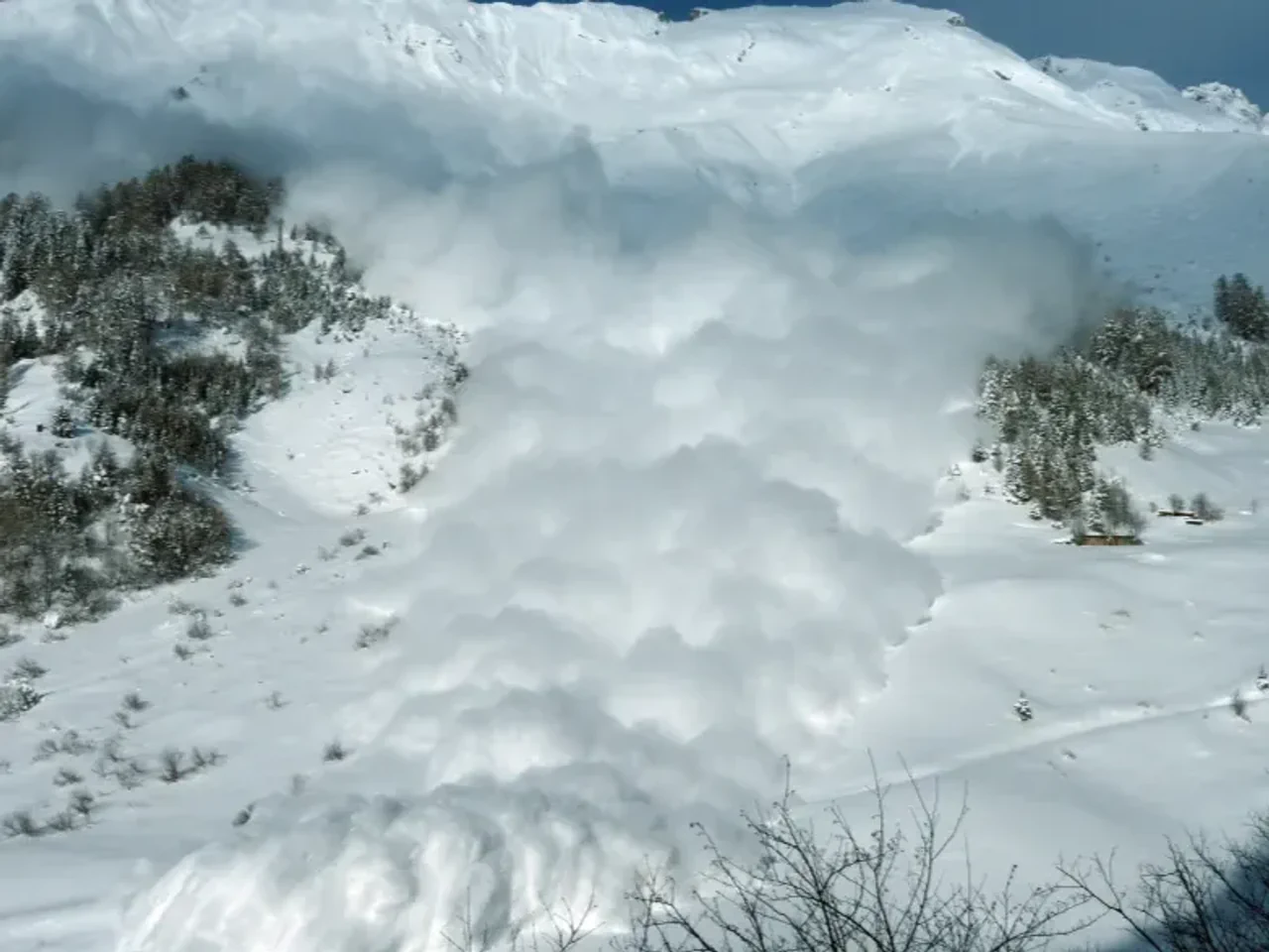 Yapay zeka dağları dinliyor l