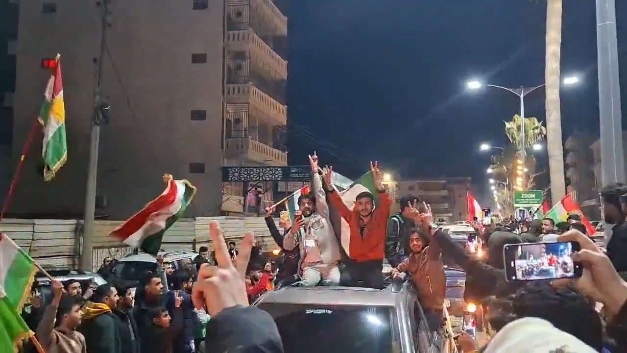 Kentlerinde davul, zurnayla karşılandılar |